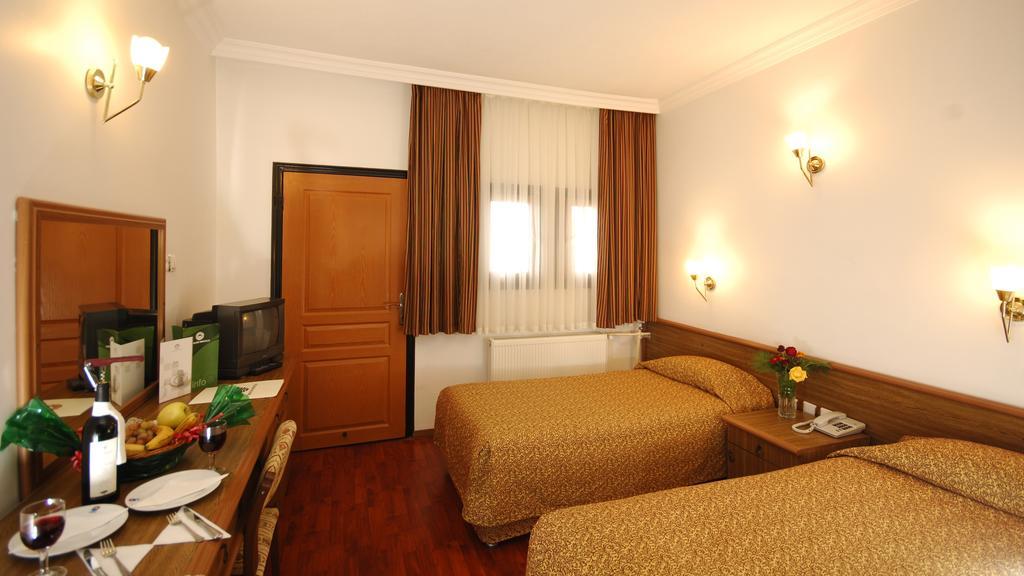 Club Single Room,115759325:JPEG